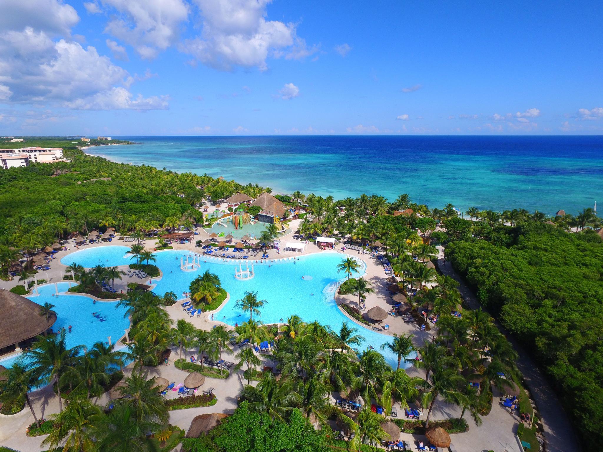Grand Palladium Colonial &