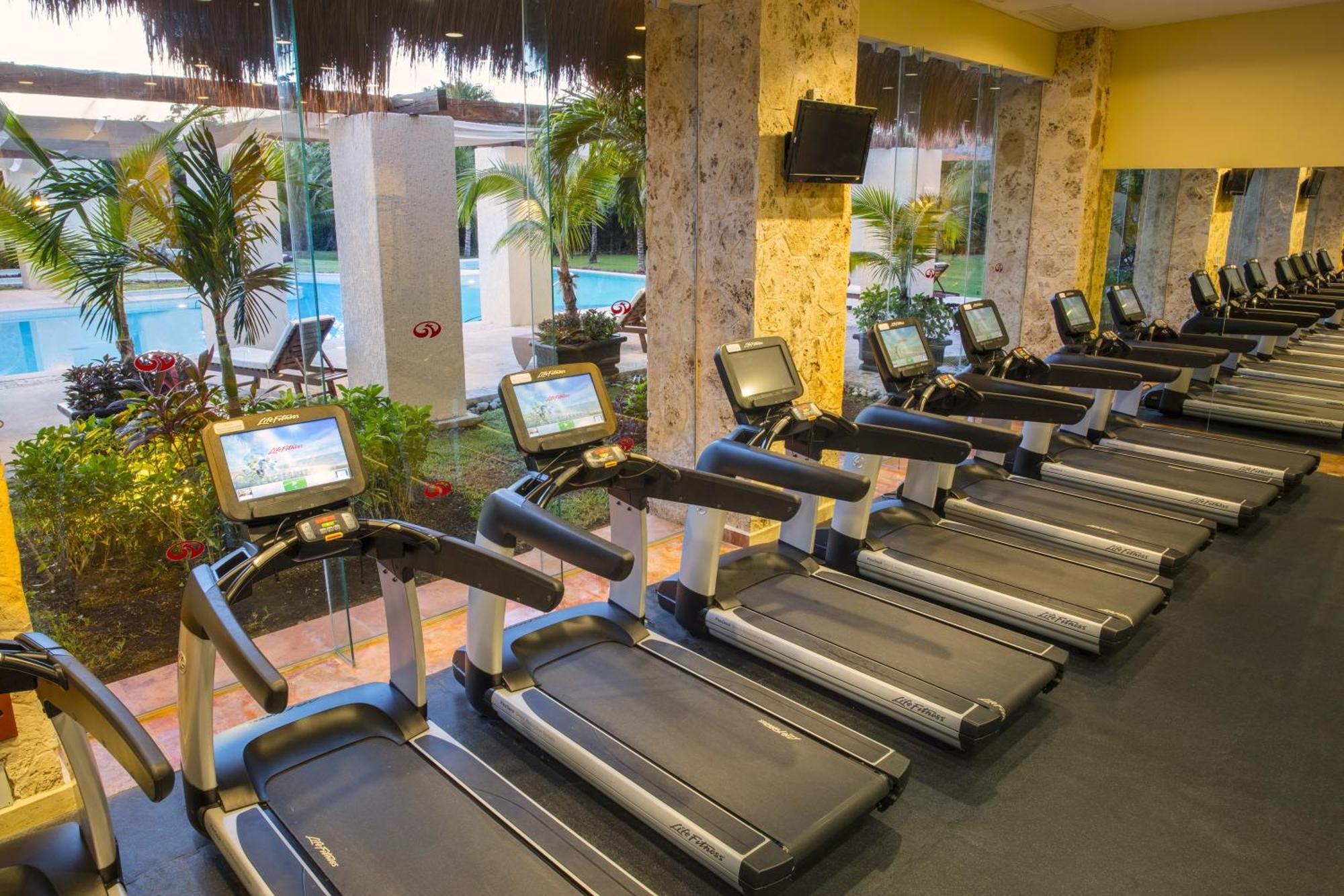 Resort Grand Palladium Colonial &