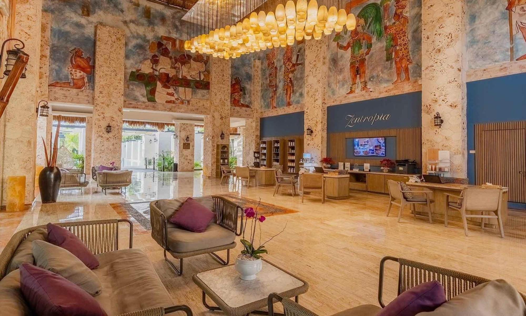 Grand Palladium Colonial & Riviera Maya