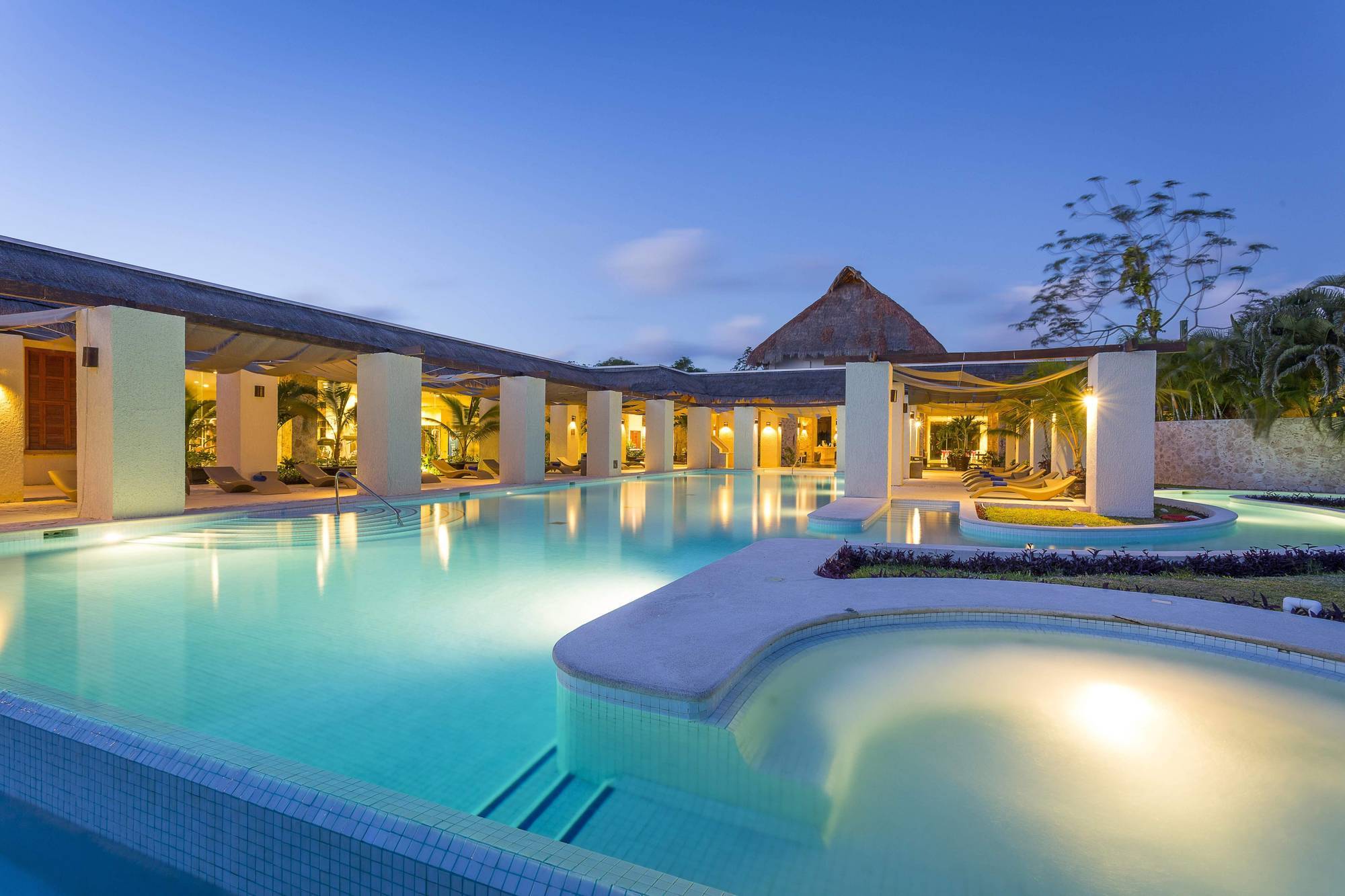 Grand Palladium Colonial & 5*