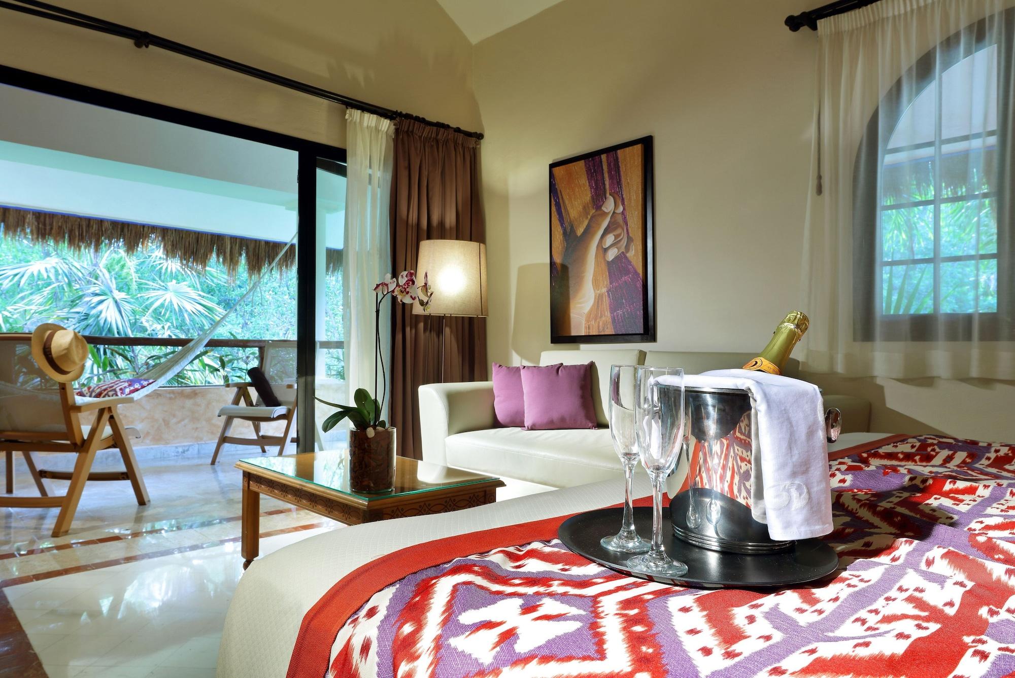 Grand Palladium Colonial & 5* Riviera Maya