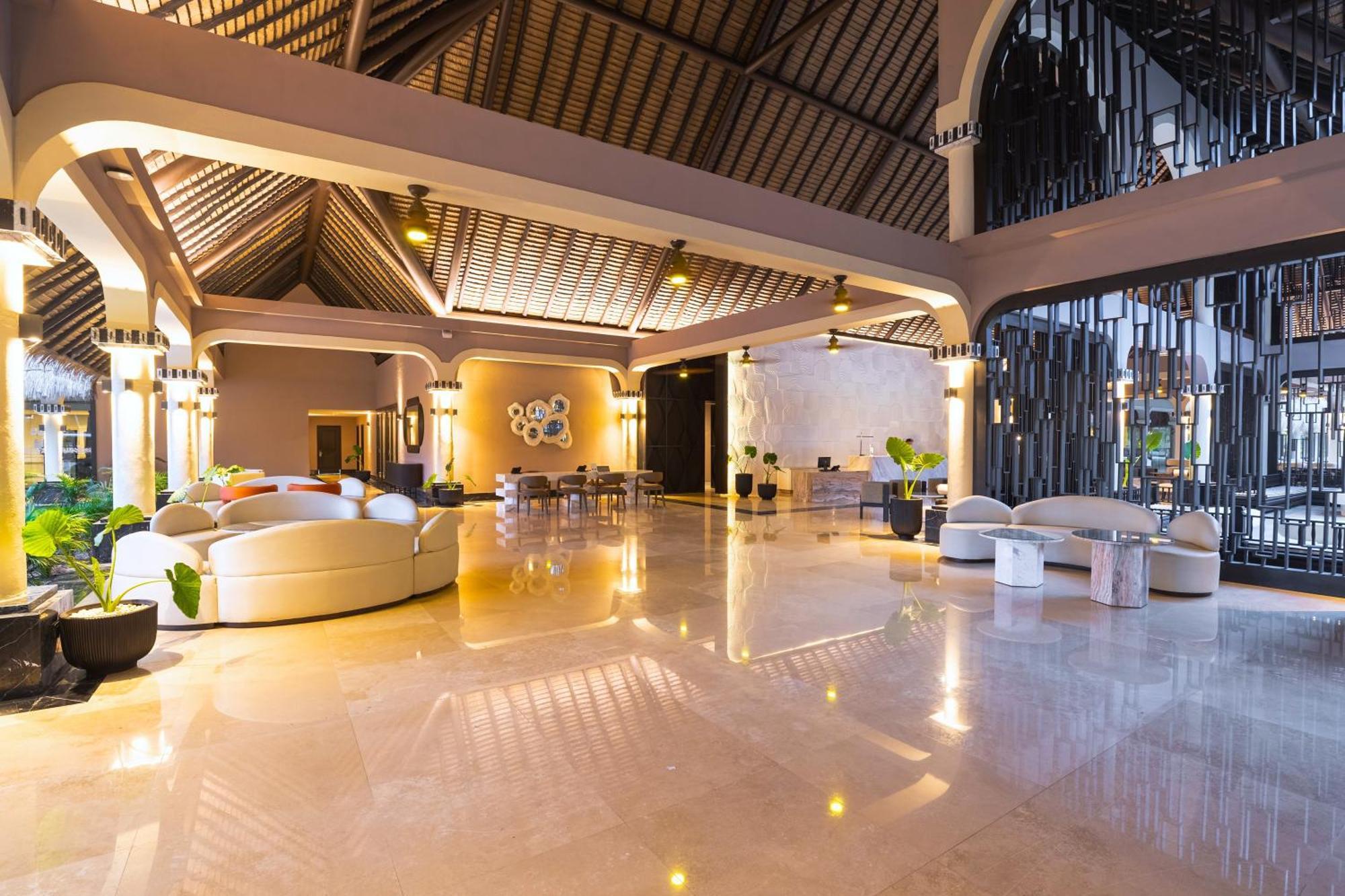 Resort Grand Palladium Colonial & 5*